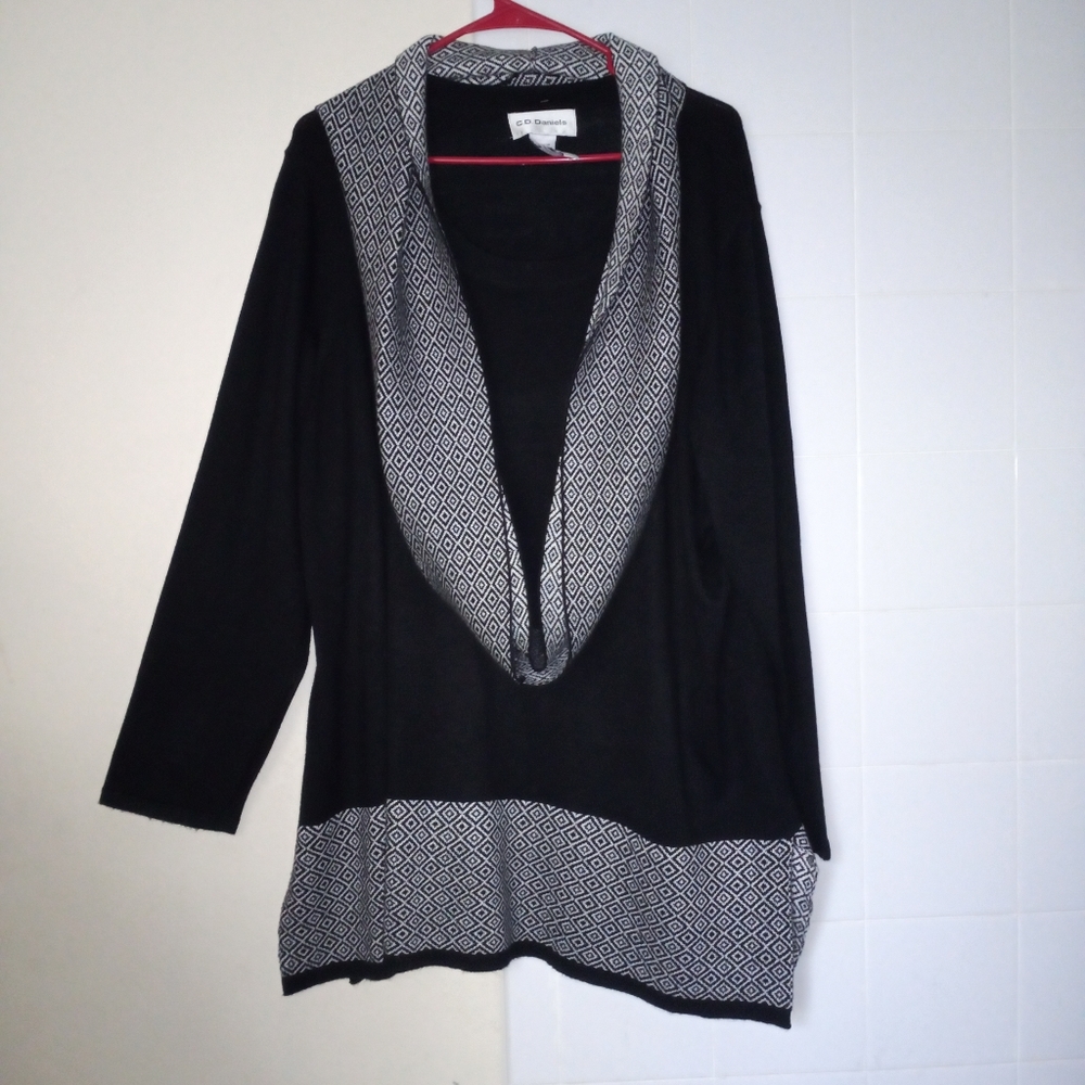 NWT C.D. daniels black sweater with matching scarf